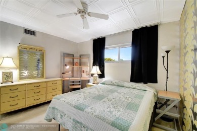 Full Two Bedroom With Lake View On Par 3 Golf Course-Paid Up Rec on Hollybrook Golf and Tennis Club  in Florida - for sale on GolfHomes.com, golf home, golf lot