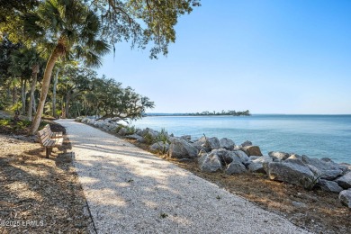 A charming and meticulously maintained home in the highly on Country Club of Hilton Head in South Carolina - for sale on GolfHomes.com, golf home, golf lot