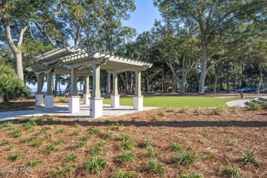 A charming and meticulously maintained home in the highly on Country Club of Hilton Head in South Carolina - for sale on GolfHomes.com, golf home, golf lot