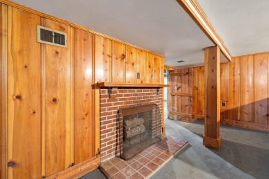 403 Holiday Road offers an outstanding location in Lexington's on Idle Hour Country Club in Kentucky - for sale on GolfHomes.com, golf home, golf lot