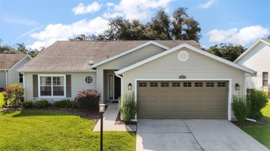 Prepared to be WOWED by this beautifully maintained golf course on Plantation Golf Club in Florida - for sale on GolfHomes.com, golf home, golf lot