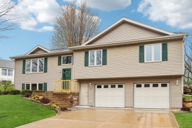 Come see your new home! Great location within walking distance on Norsk Golf Club in Wisconsin - for sale on GolfHomes.com, golf home, golf lot
