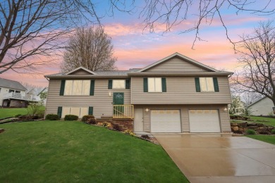 Come see your new home! Great location within walking distance on Norsk Golf Club in Wisconsin - for sale on GolfHomes.com, golf home, golf lot