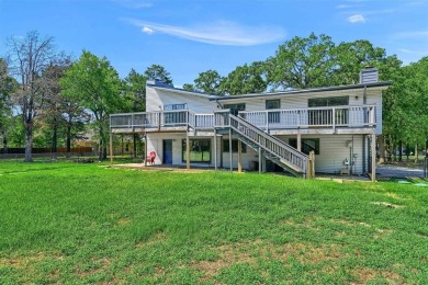 Large family home on beautiful, secluded, and heavily treed lot on Lake Kiowa Golf Course in Texas - for sale on GolfHomes.com, golf home, golf lot