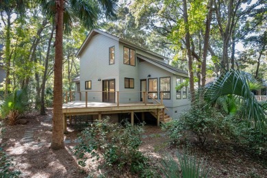 This beautifully renovated 1,958 sq. ft. home on Kiawah Island on Kiawah Island Resort - Cougar Point in South Carolina - for sale on GolfHomes.com, golf home, golf lot