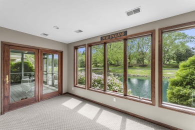 Show 5/28. Located in the private gated Bishops Bay community in on Bishops Bay Country Club in Wisconsin - for sale on GolfHomes.com, golf home, golf lot