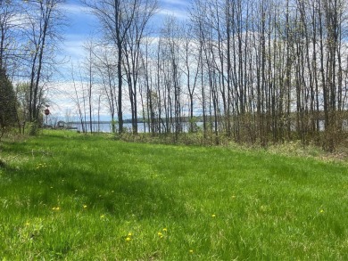 8.13  lot with lake frontage on Lake Champlain. This property on Alburg Golf Links in Vermont - for sale on GolfHomes.com, golf home, golf lot