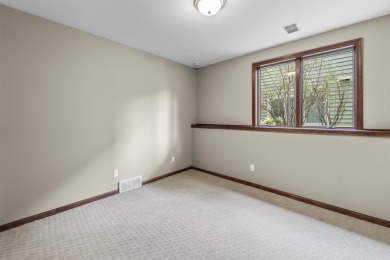 Show 5/28. Located in the private gated Bishops Bay community in on Bishops Bay Country Club in Wisconsin - for sale on GolfHomes.com, golf home, golf lot