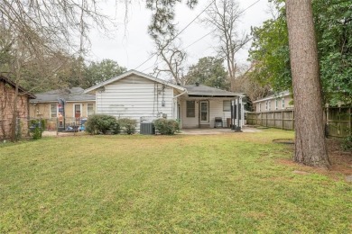 This dollhouse in Broadmoor features a charming kitchen and a on Querbes Park Golf Course in Louisiana - for sale on GolfHomes.com, golf home, golf lot