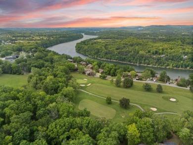 Spacious Lakeview Upper level 3 bedroom 2 full bath condo on Woodson Bend Resort in Kentucky - for sale on GolfHomes.com, golf home, golf lot