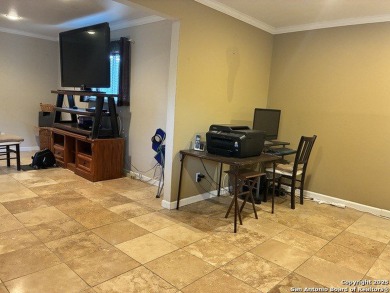 3 bedroom, 2 bath home in Seguin near the golf course. Beautiful on Golf Club of Seguin in Texas - for sale on GolfHomes.com, golf home, golf lot
