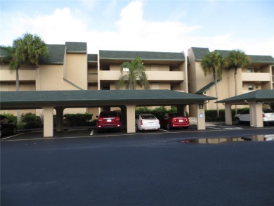 BEST DEAL in Banyan Pointe!  This 2 bedroom/2 bath condo is in a on Saint Andrews South Golf Club in Florida - for sale on GolfHomes.com, golf home, golf lot