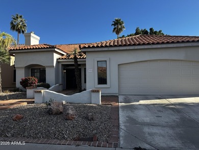 Great 3/2, golf course lot on Arrowhead Country Club in Arizona - for sale on GolfHomes.com, golf home, golf lot