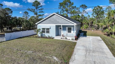 Under contract-accepting backup offers. Cute as a button!!! This on Bobcat Trail Golf Club in Florida - for sale on GolfHomes.com, golf home, golf lot