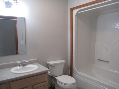 Move in ready Ranch home is waiting for YOU!! Well maintained 3 on Holiday Island Golf Course in Arkansas - for sale on GolfHomes.com, golf home, golf lot