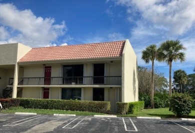CORNER UNIT! VERY QUIET!  24/7 manned Gated community. Banyan on The President Country Club in Florida - for sale on GolfHomes.com, golf home, golf lot