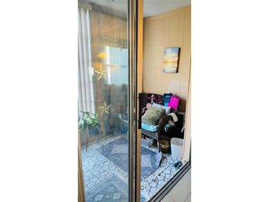 Beautiful 2 Bedroom, 2 bath, first floor condo unit located in on Sunrise Lakes Phase III in Florida - for sale on GolfHomes.com, golf home, golf lot