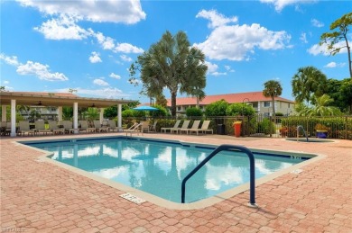 STUNNING LAKE & GOLF COURSE VIEWS! This light & bright 2 bedroom on Royal Wood Golf and Country Club in Florida - for sale on GolfHomes.com, golf home, golf lot
