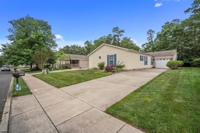 Comfortable, Low-Maintenance Living for Active Adults - 2 Bed, 2 on Mays Landing Golf and Country Club in New Jersey - for sale on GolfHomes.com, golf home, golf lot