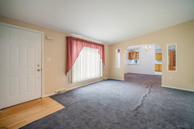 Comfortable, Low-Maintenance Living for Active Adults - 2 Bed, 2 on Mays Landing Golf and Country Club in New Jersey - for sale on GolfHomes.com, golf home, golf lot