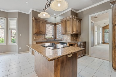 Gorgeous executive garden home located on Lakeridge CC Estates on LakeRidge Country Club in Texas - for sale on GolfHomes.com, golf home, golf lot