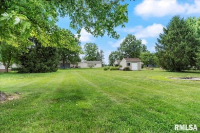 Beautiful updated ranch style home with 3 bedrooms 2 full baths on Edgewood Golf Course in Illinois - for sale on GolfHomes.com, golf home, golf lot