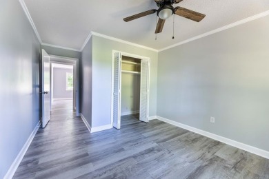MAKE EVERY DAY A VACATION DAY! LOCATED IN SANTEE COOPER RESORT on Santee-Cooper Country Club in South Carolina - for sale on GolfHomes.com, golf home, golf lot