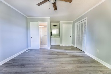 MAKE EVERY DAY A VACATION DAY! LOCATED IN SANTEE COOPER RESORT on Santee-Cooper Country Club in South Carolina - for sale on GolfHomes.com, golf home, golf lot