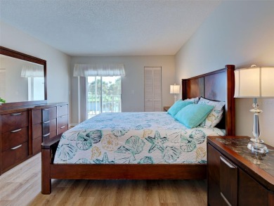 Beautifully RENOVATED and FRESHLY PAINTED condo with GOLF AND on Plantation Golf and Country Club in Florida - for sale on GolfHomes.com, golf home, golf lot