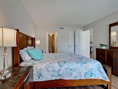 Beautifully RENOVATED and FRESHLY PAINTED condo with GOLF AND on Plantation Golf and Country Club in Florida - for sale on GolfHomes.com, golf home, golf lot