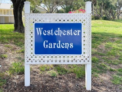 Beautifully RENOVATED and FRESHLY PAINTED condo with GOLF AND on Plantation Golf and Country Club in Florida - for sale on GolfHomes.com, golf home, golf lot