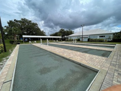 Beautifully RENOVATED and FRESHLY PAINTED condo with GOLF AND on Plantation Golf and Country Club in Florida - for sale on GolfHomes.com, golf home, golf lot