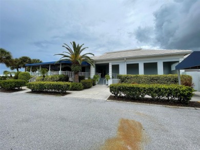 Beautifully RENOVATED and FRESHLY PAINTED condo with GOLF AND on Plantation Golf and Country Club in Florida - for sale on GolfHomes.com, golf home, golf lot