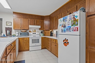 Located in Star Hill, this one-level home on the golf course on Star Hill Golf Club  in North Carolina - for sale on GolfHomes.com, golf home, golf lot