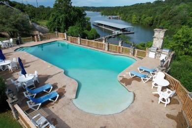 Check out this charming stand alone condo at the Villas of on Kimberling City Golf Club in Missouri - for sale on GolfHomes.com, golf home, golf lot