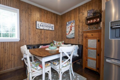 Check out this charming stand alone condo at the Villas of on Kimberling City Golf Club in Missouri - for sale on GolfHomes.com, golf home, golf lot