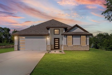 A MUST SEE... PRICED TO SELL!! Beautiful new construction with 3 on The Club At Runaway Bay in Texas - for sale on GolfHomes.com, golf home, golf lot