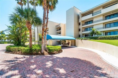 This stunning condominium offers breathtaking panoramic views of on Sailfish Point Golf Club, Inc. in Florida - for sale on GolfHomes.com, golf home, golf lot