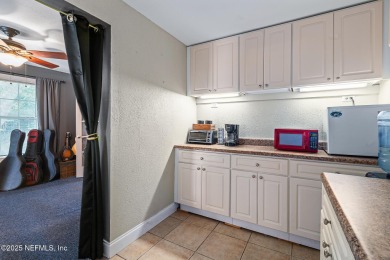 HVAC Replacement Credit with accepted full price offer! Nestled on Palm Harbor Golf Club in Florida - for sale on GolfHomes.com, golf home, golf lot