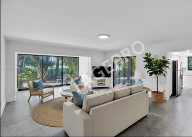 Beautiful Corner Villa/Condo overlooking Turnberry Golf Course! on Turnberry Isle Resort and Club in Florida - for sale on GolfHomes.com, golf home, golf lot