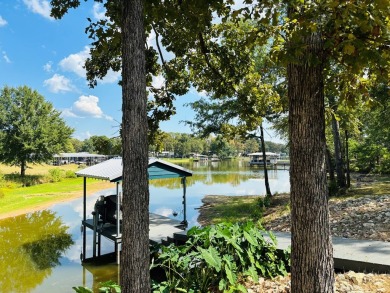 True turn-key opportunity! House comes fully furnished (owner on Pinnacle Golf and Boat Club in Texas - for sale on GolfHomes.com, golf home, golf lot