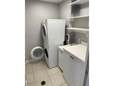 Lakewood Ranch condo living at its best! Check out this on Legacy Golf Club in Florida - for sale on GolfHomes.com, golf home, golf lot
