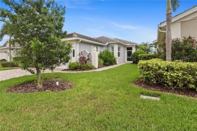 Private Pool, Lake View, and Maintenance-Free. Relax, Unwind on Plantation Golf and Country Club in Florida - for sale on GolfHomes.com, golf home, golf lot