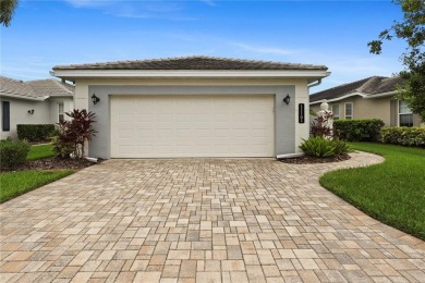 Private Pool, Lake View, and Maintenance-Free. Relax, Unwind on Plantation Golf and Country Club in Florida - for sale on GolfHomes.com, golf home, golf lot