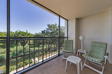 Lovely 2 bedroom, 2 bath updated condominium in the historic on Belleair Country Club in Florida - for sale on GolfHomes.com, golf home, golf lot