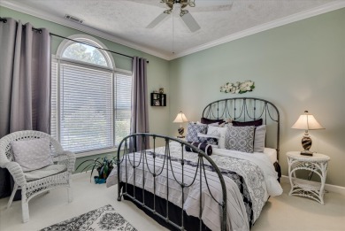 Charming One-Level Home on the 18th Fairway in Woodside on Woodside Plantation Country Club in South Carolina - for sale on GolfHomes.com, golf home, golf lot