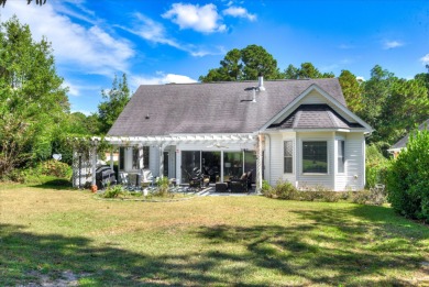 Charming One-Level Home on the 18th Fairway in Woodside on Woodside Plantation Country Club in South Carolina - for sale on GolfHomes.com, golf home, golf lot
