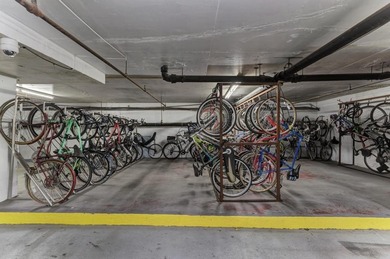 Save money the day you move in with (1) all windows recently on Maple Meadows Golf Club in Illinois - for sale on GolfHomes.com, golf home, golf lot