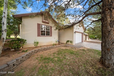 Charming 3-Bedroom, 2-Bath Home in Show Low Country Club Estates on Bison Golf and Country Club in Arizona - for sale on GolfHomes.com, golf home, golf lot