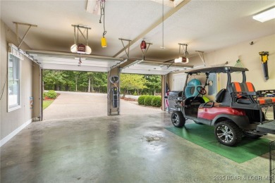 Beautiful custom-built 5-BR home in Porto Cima, on a 1-acre on The Club At Porto Cima in Missouri - for sale on GolfHomes.com, golf home, golf lot